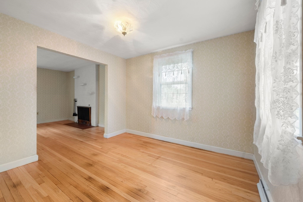 46 Selwyn Road Braintree, MA 02184 - Photo 12 of 33 Gallery Image 12