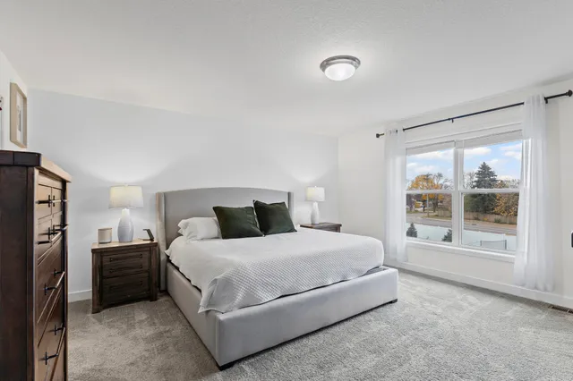 $689,000 | 7963 64th Street South, Cottage Grove, MN 55016