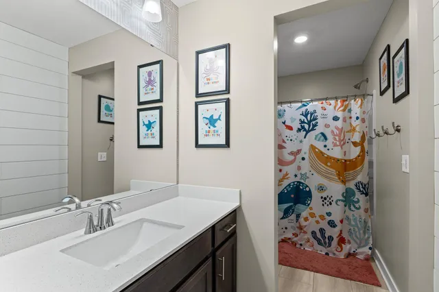 $689,000 | 7963 64th Street South, Cottage Grove, MN 55016