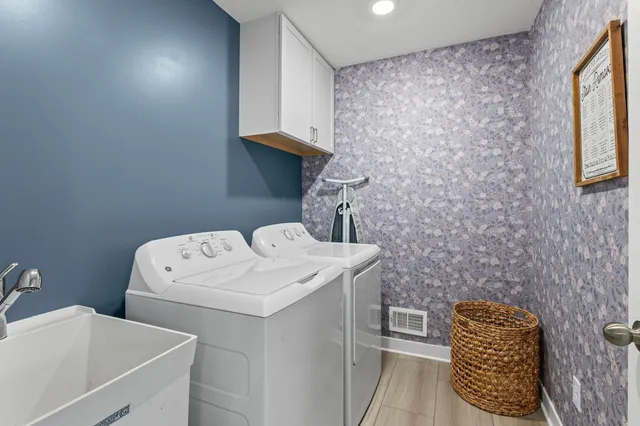 $689,000 | 7963 64th Street South, Cottage Grove, MN 55016