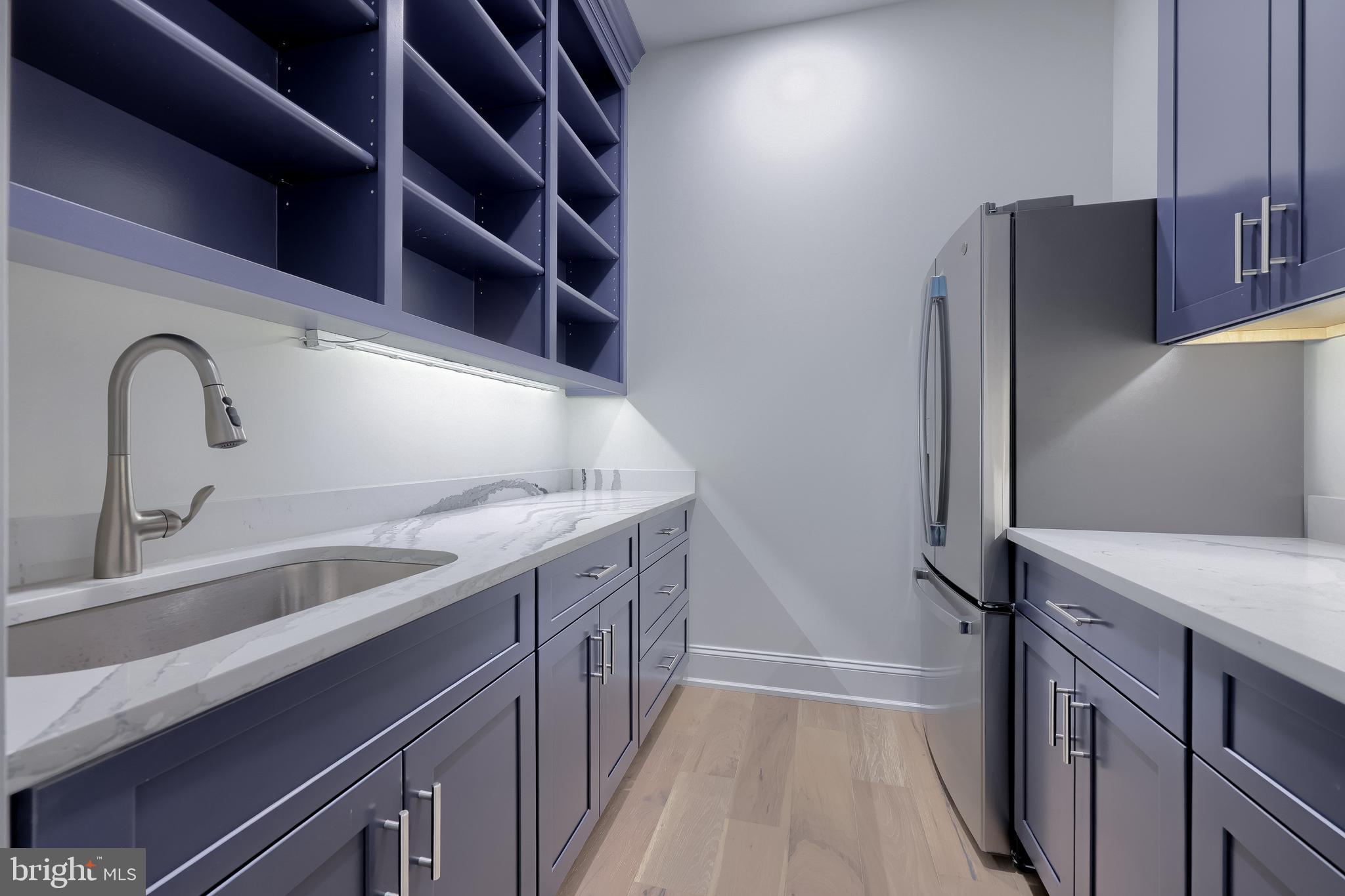 421 Southampton Drive Lititz, PA 17543 - Photo 18 of 49 a kitchen with a refrigerator and a sink