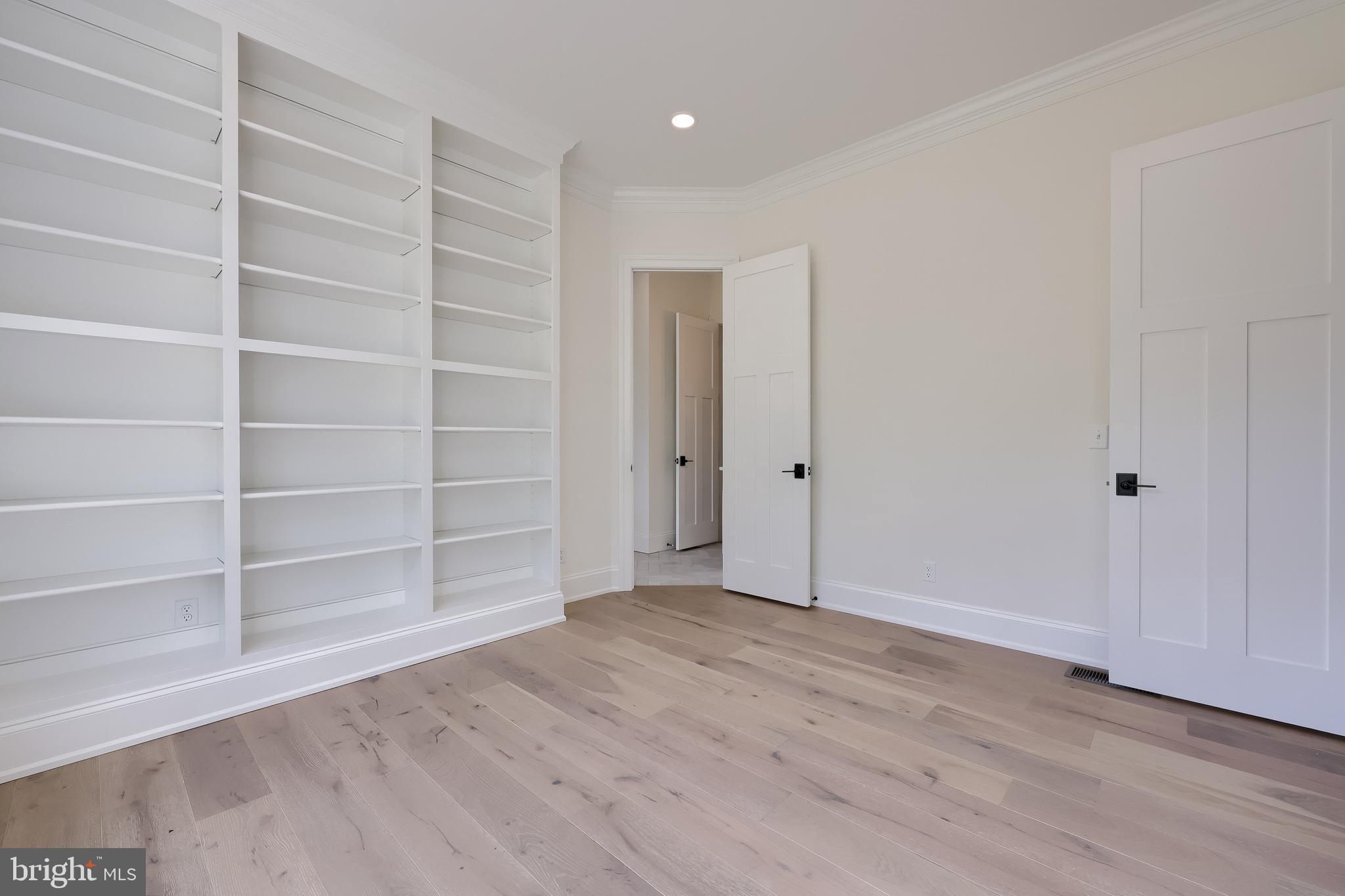 421 Southampton Drive Lititz, PA 17543 - Photo 26 of 49 a view of an empty room with a empty space and a window