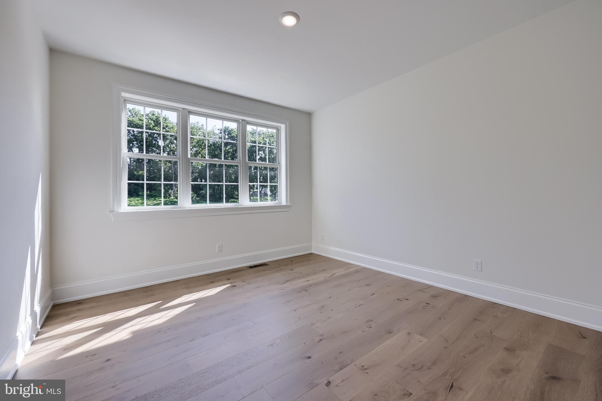 421 Southampton Drive Lititz, PA 17543 - Photo 35 of 49 an empty room with a window