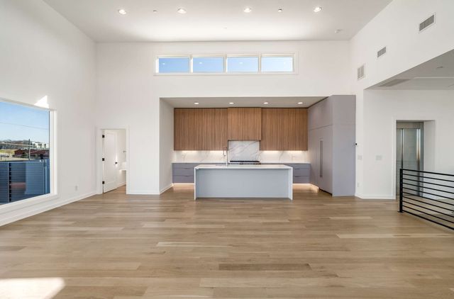 $5,999,900 | 1017 12th Avenue South, Nashville, TN 37203