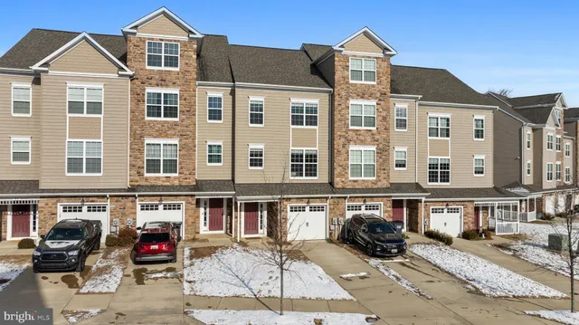 $425,000 | 87 Clydesdale Lane, Prince Frederick, MD 20678