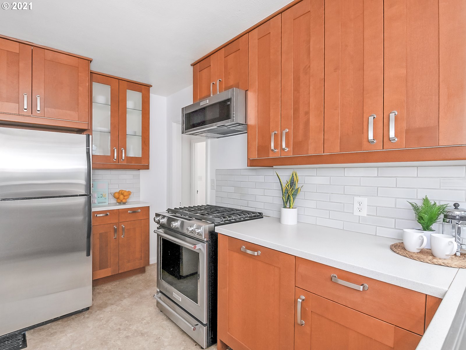 2426 North Rosa Parks Way Portland, OR 97217 - Photo 11 of 32 Gallery Image 11