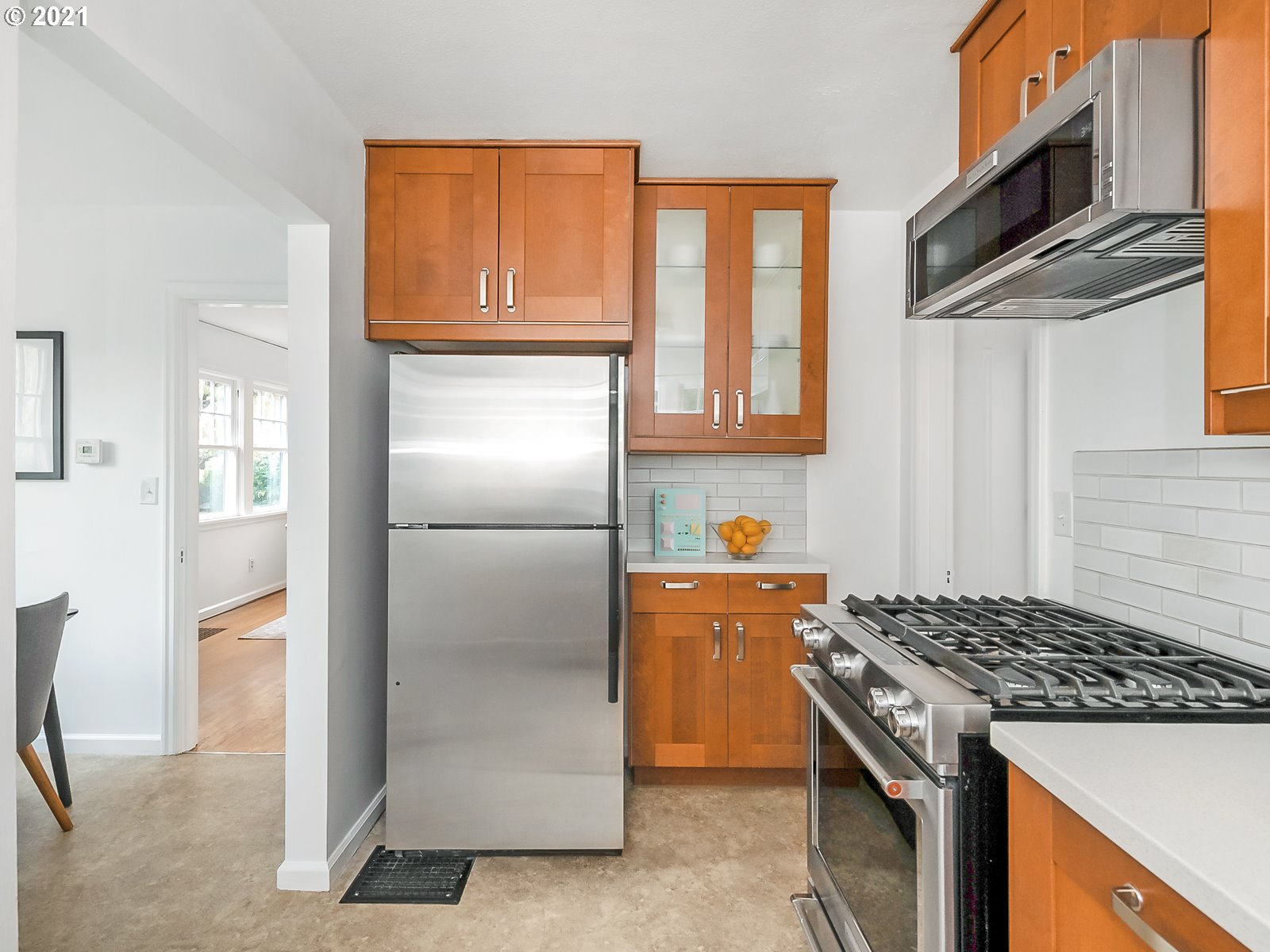 2426 North Rosa Parks Way Portland, OR 97217 - Photo 12 of 32 Gallery Image 12