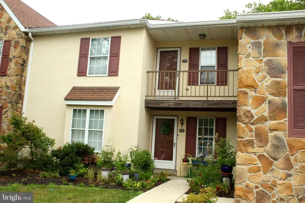 $274,900 | 178 Valley Stream Circle, Unit 178H, Chesterbrook, PA 19087