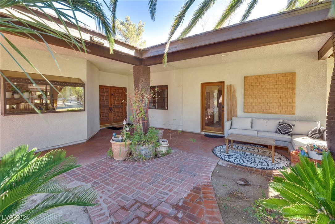 240 East Robindale Road Las Vegas, NV 89123 - Photo 5 of 98 Gallery Image 5