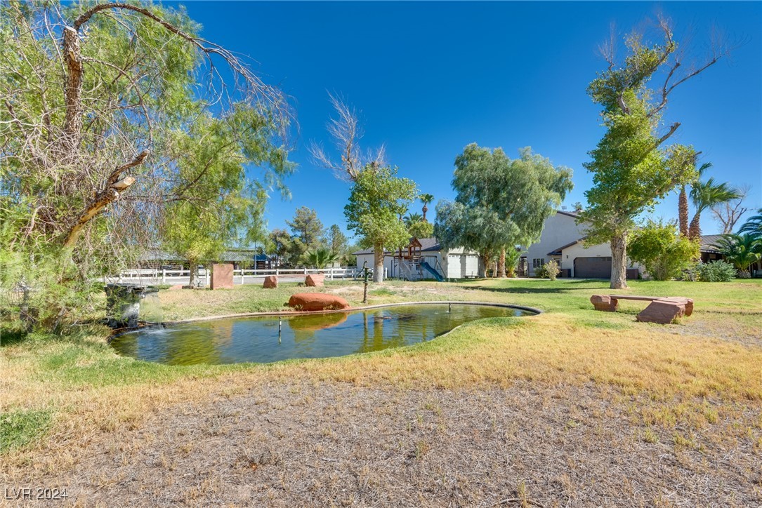 240 East Robindale Road Las Vegas, NV 89123 - Photo 8 of 98 Gallery Image 8