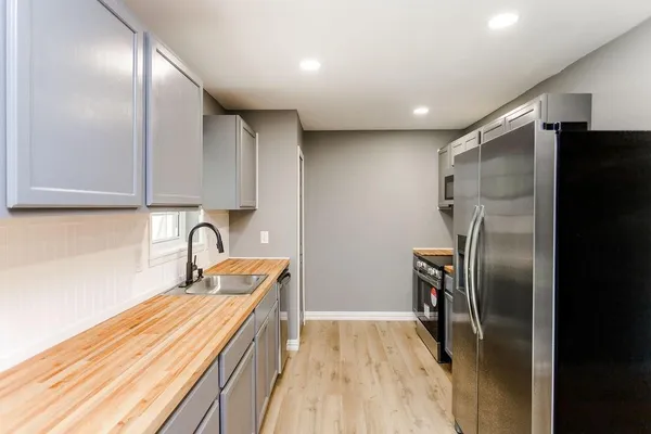 $1,975 | 225 Independence Drive, Garland, TX 75043