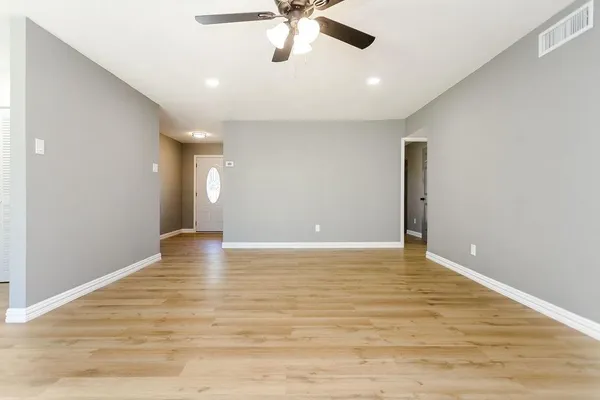 $1,975 | 225 Independence Drive, Garland, TX 75043