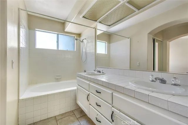 $849,000 | 17 Barcelona, Aliso Viejo, CA 92656