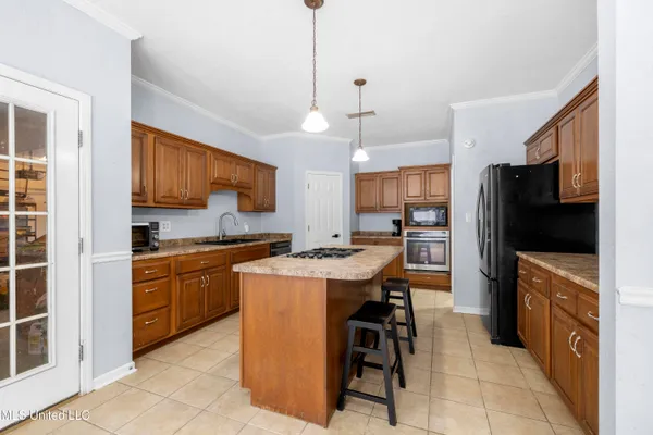 $314,999 | 200 South Mullins Road, Holly Springs, MS 38635