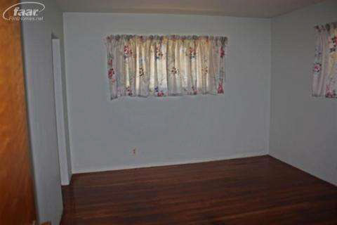 2276 North Nichols Road Flushing, MI 48433 - Photo 8 of 10 20238865-7.JPG