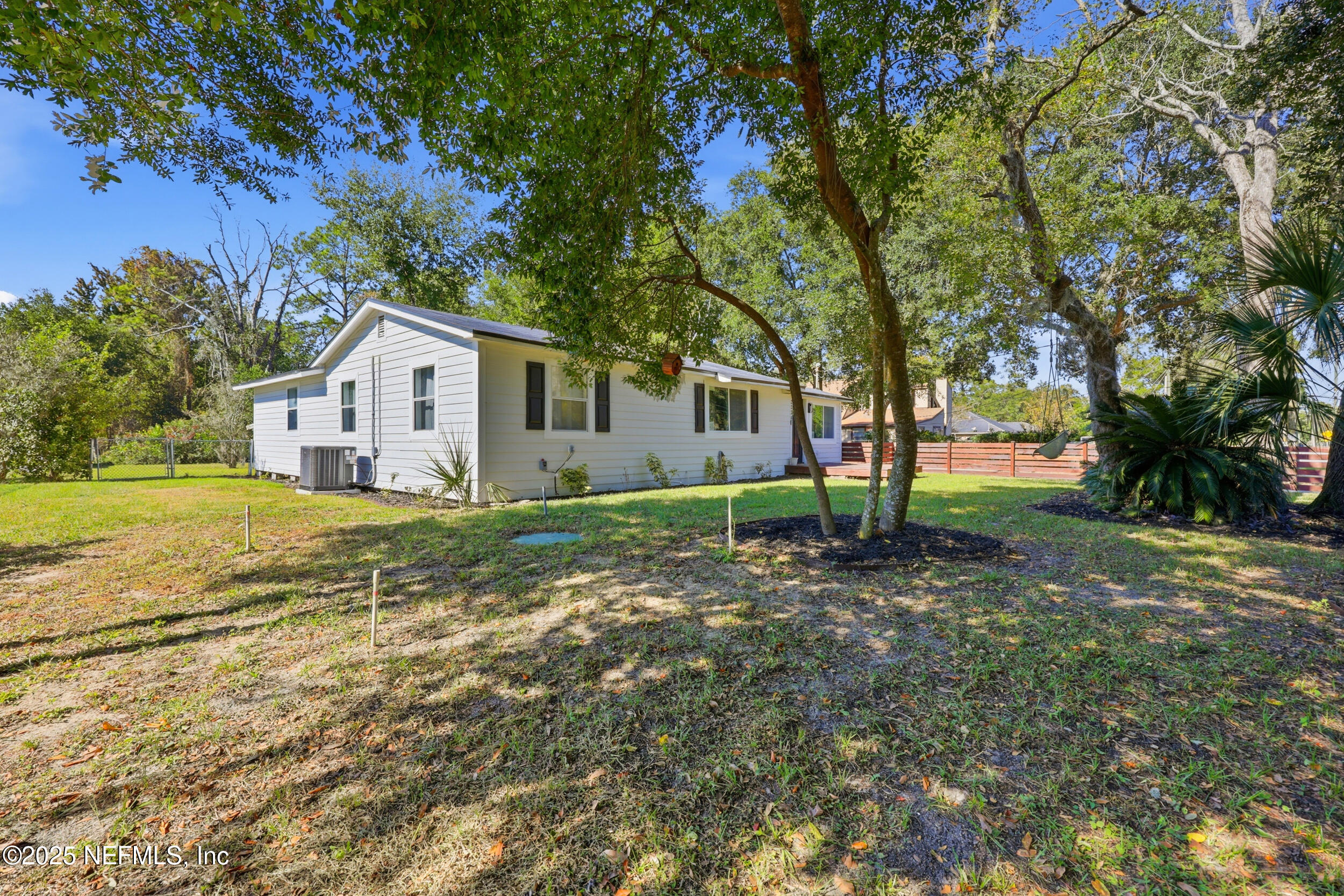 2236 Anniston Road Jacksonville, FL 32246 - Photo 24 of 27 Frontyard