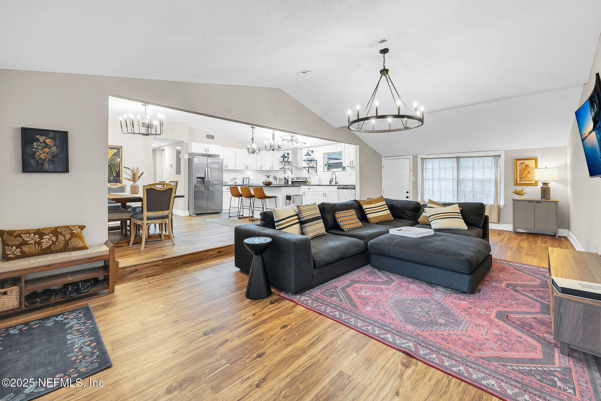 2236 Anniston Road Jacksonville, FL 32246 - Photo 4 of 27 Living Room