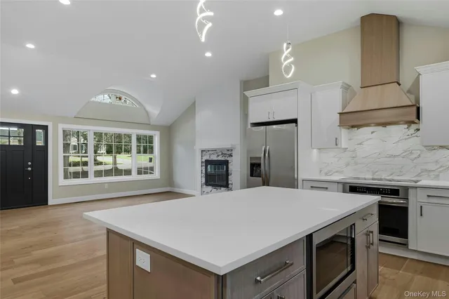 $1,649,000 | 3 Atlanta Drive, Huntington, NY 11743