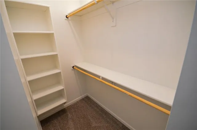 $379,900 | 1400 Southwest Cross Creek Drive, Grain Valley, MO 64029