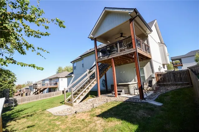 $379,900 | 1400 Southwest Cross Creek Drive, Grain Valley, MO 64029