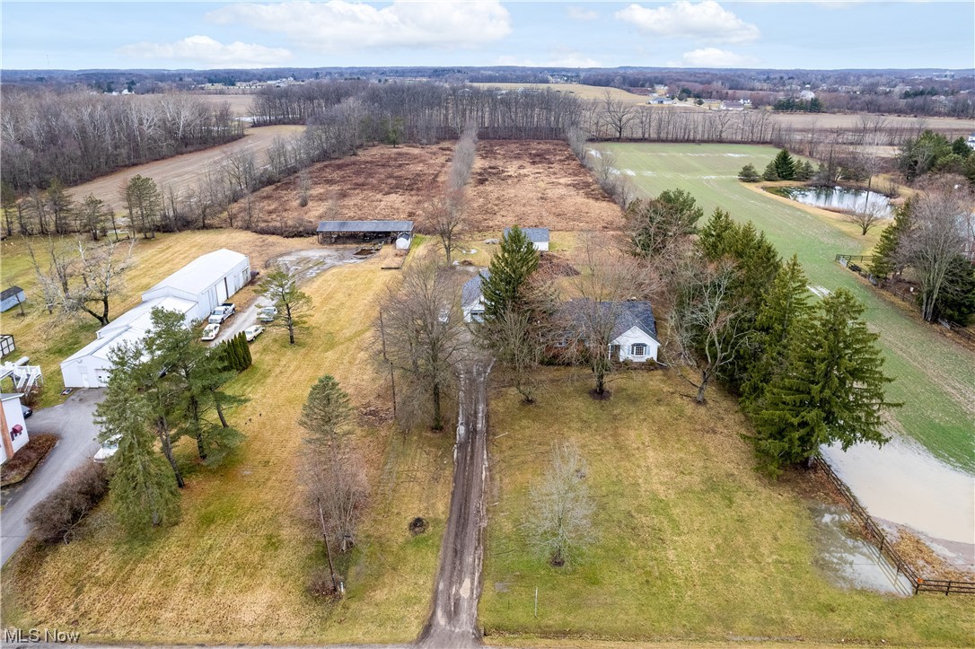 2698 Columbia Road Medina, OH 44256 - Photo 8 of 27 Gallery Image 8