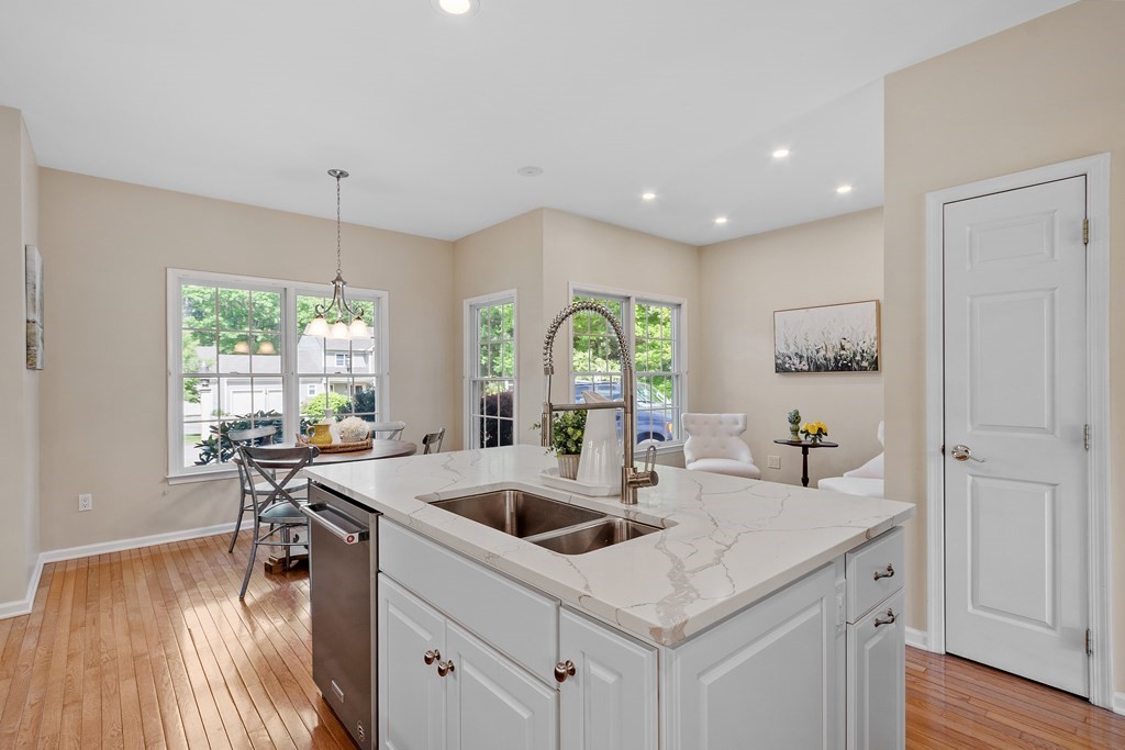10 Stearns Road, Unit 10 Bedford, MA 01730 - Photo 16 of 33 Gallery Image 16
