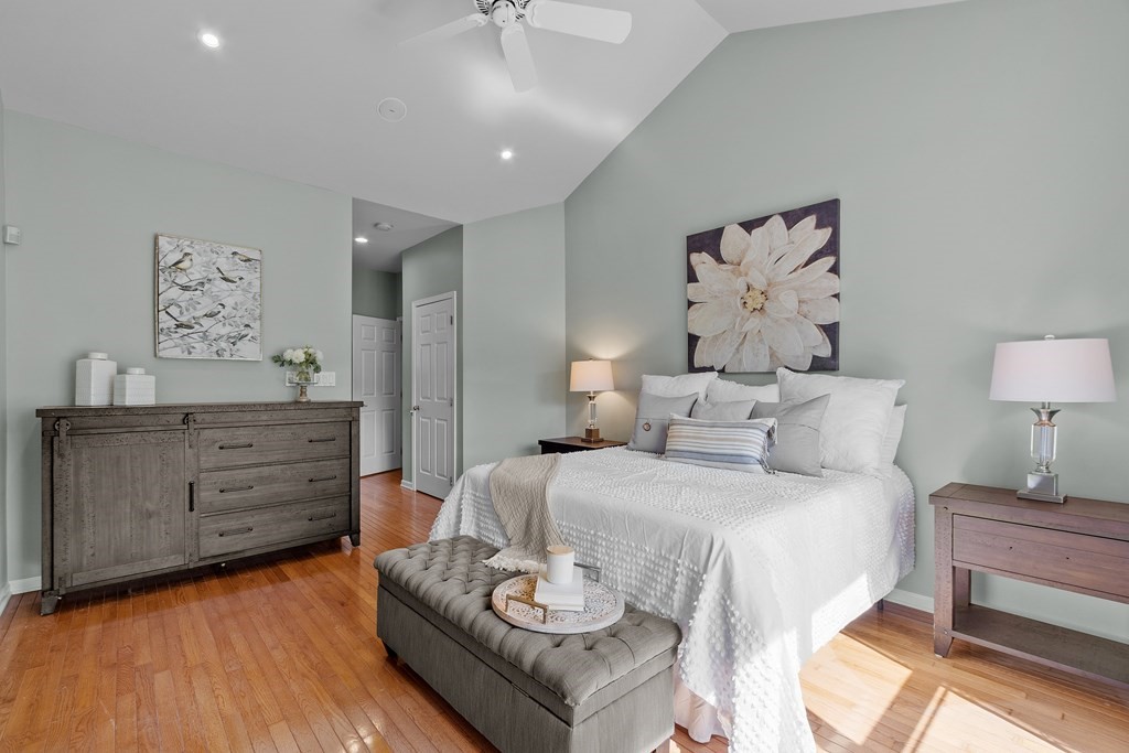 10 Stearns Road, Unit 10 Bedford, MA 01730 - Photo 23 of 33 Gallery Image 23