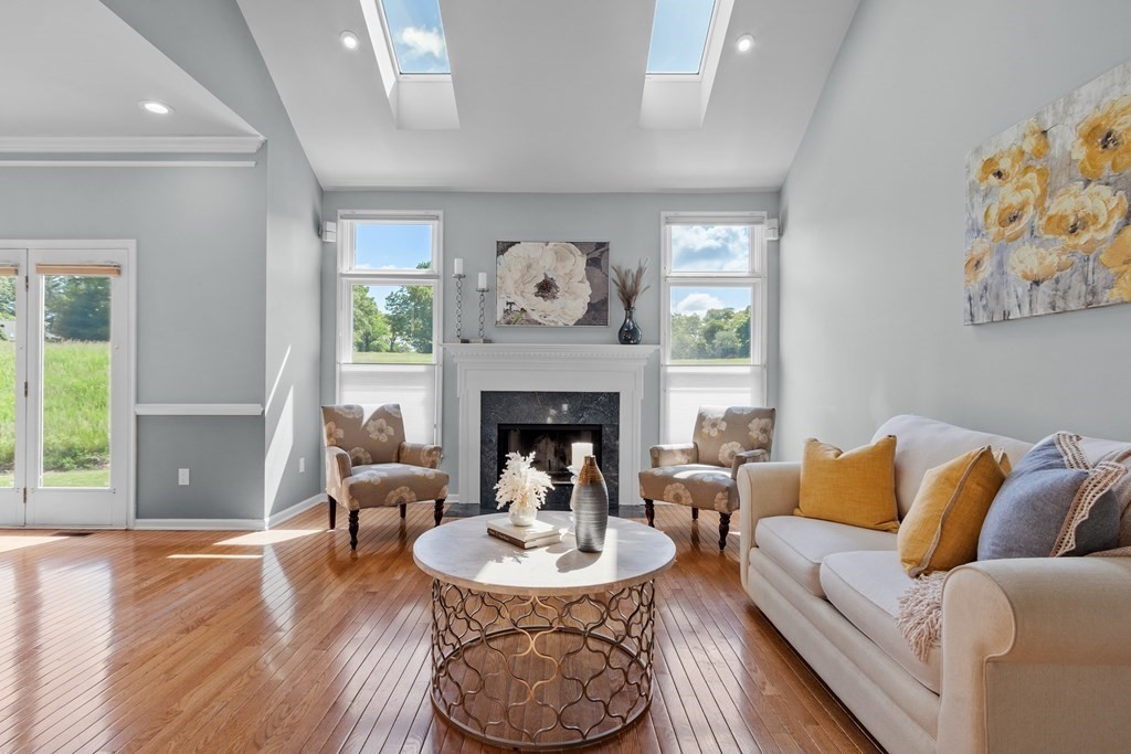 10 Stearns Road, Unit 10 Bedford, MA 01730 - Photo 8 of 33 Gallery Image 8