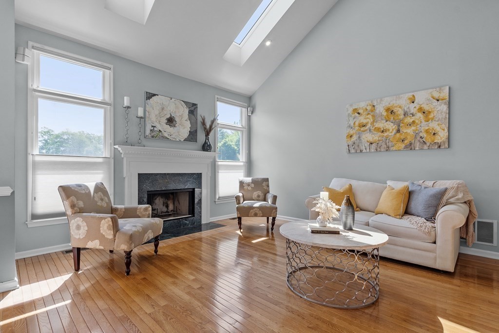 10 Stearns Road, Unit 10 Bedford, MA 01730 - Photo 9 of 33 Gallery Image 9