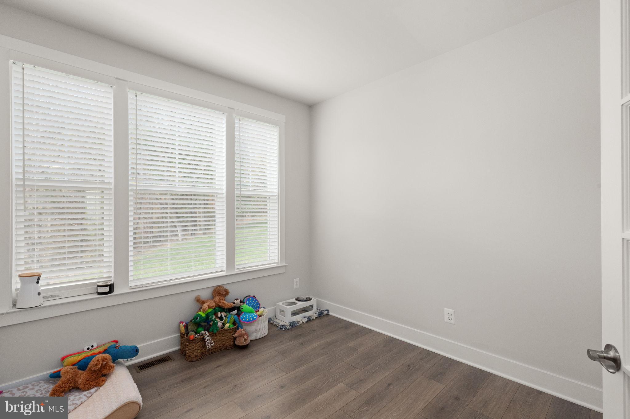 424 Osage Road Cockeysville, MD 21030 - Photo 5 of 52 a room with toys and a window