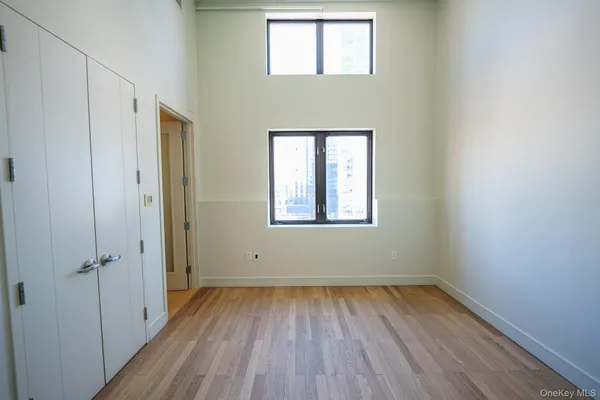 $4,700 | 25 Leroy Place, Unit PH1, New Rochelle, NY 10805