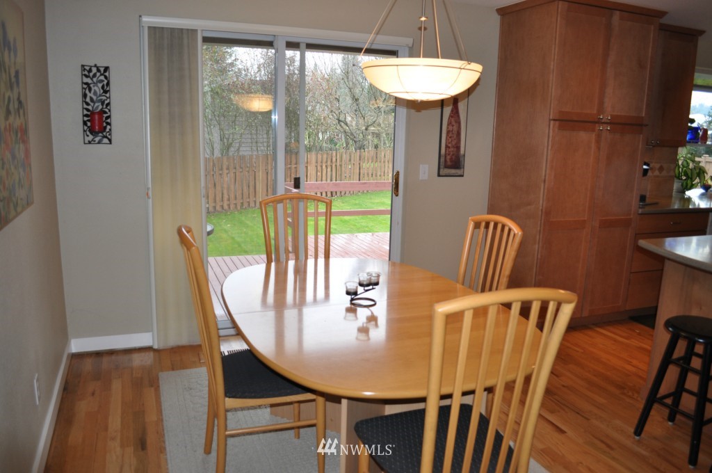 4108 Northeast 19th Street Renton, WA 98059 - Photo 7 of 15 Gallery Image 7