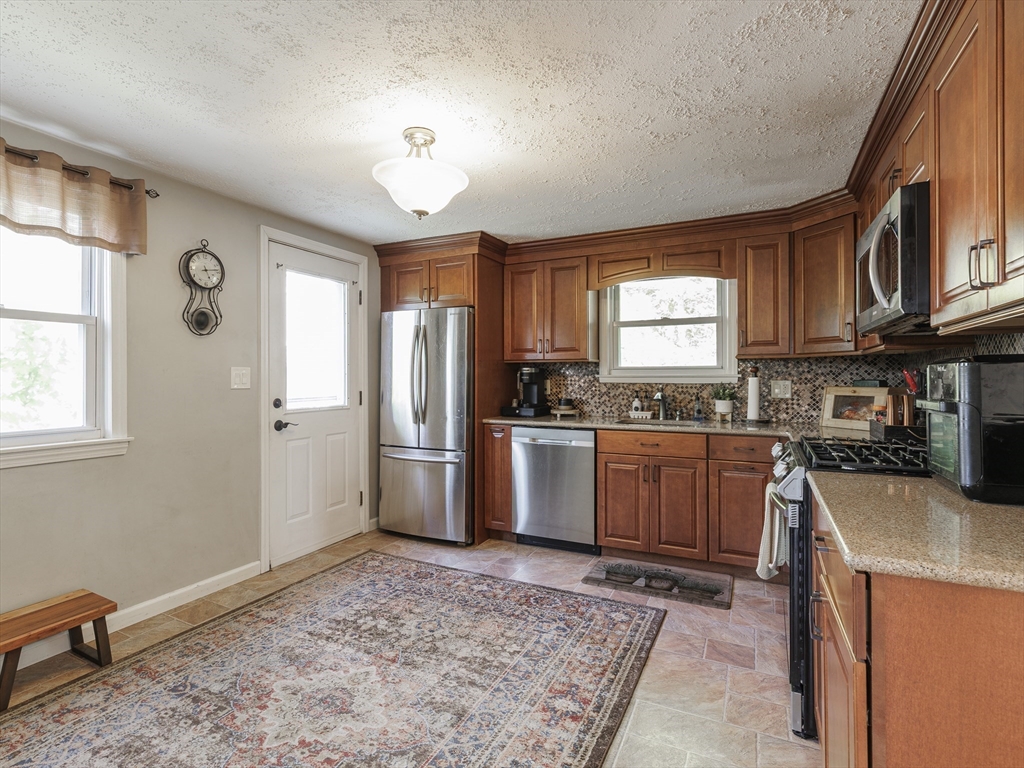 67 High Rock Road Malden, MA 02148 - Photo 11 of 28 Gallery Image 11