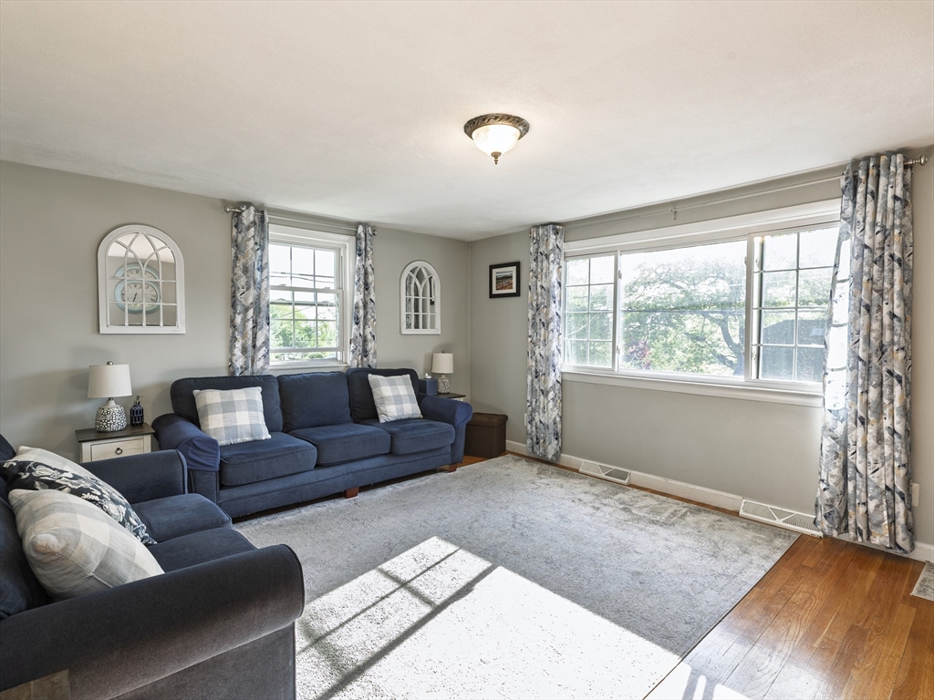 67 High Rock Road Malden, MA 02148 - Photo 13 of 28 Gallery Image 13