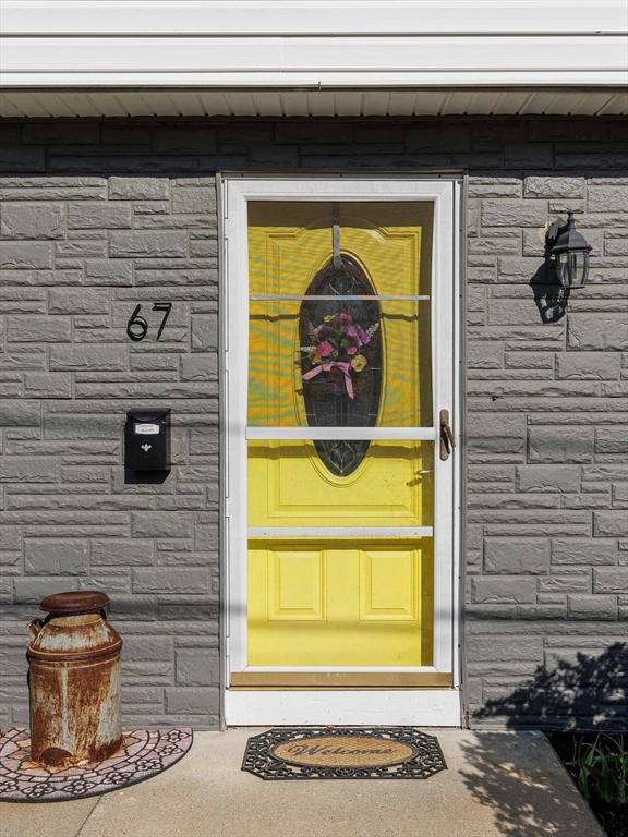 67 High Rock Road Malden, MA 02148 - Photo 4 of 28 Gallery Image 4