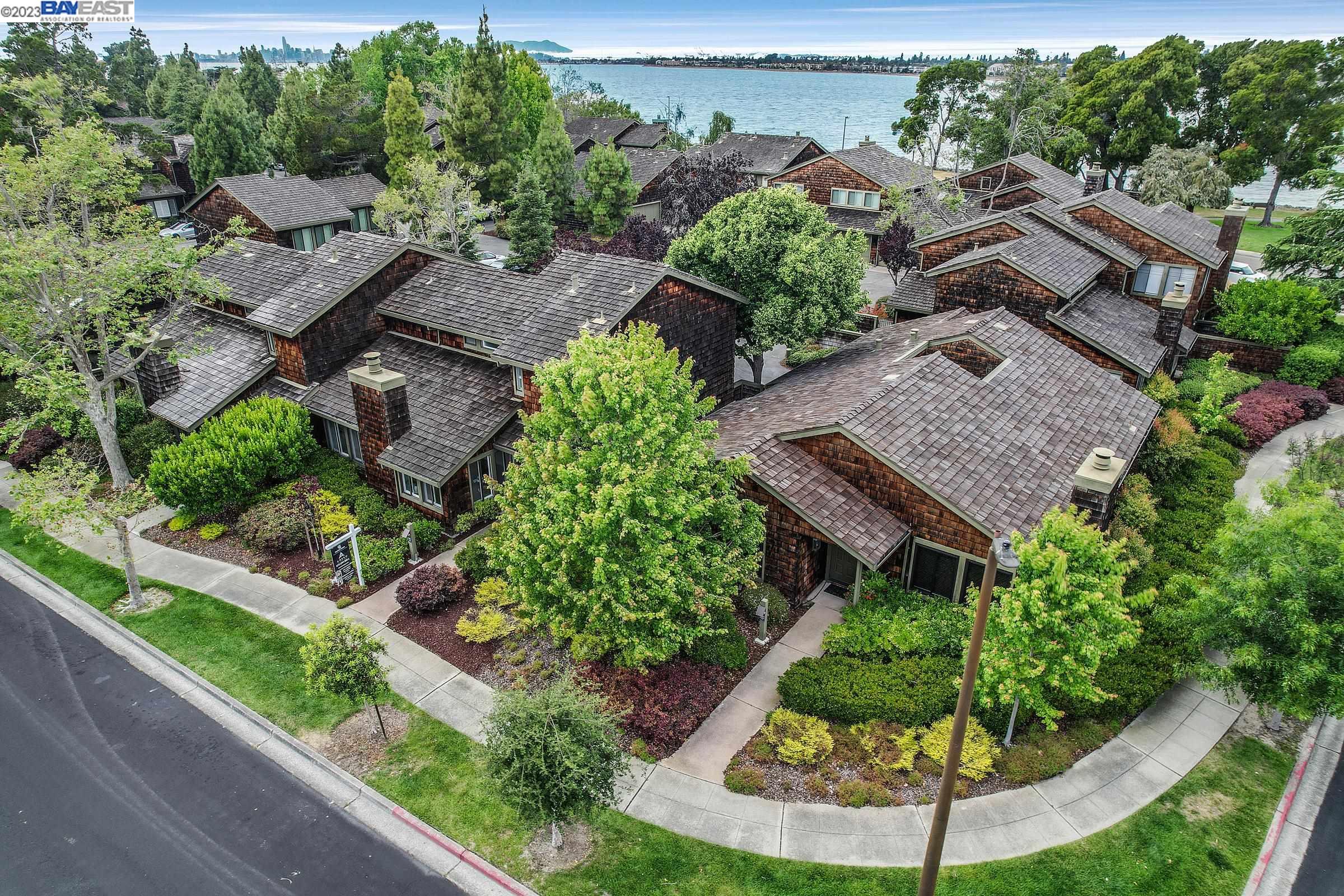 215 Harbor Road Alameda, CA 94502 - Photo 1 of 1