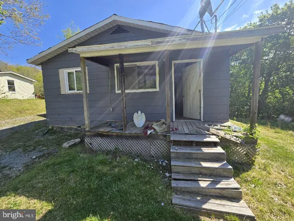 $15,000 | 440 Bird Lane, Bluefield, WV 24701