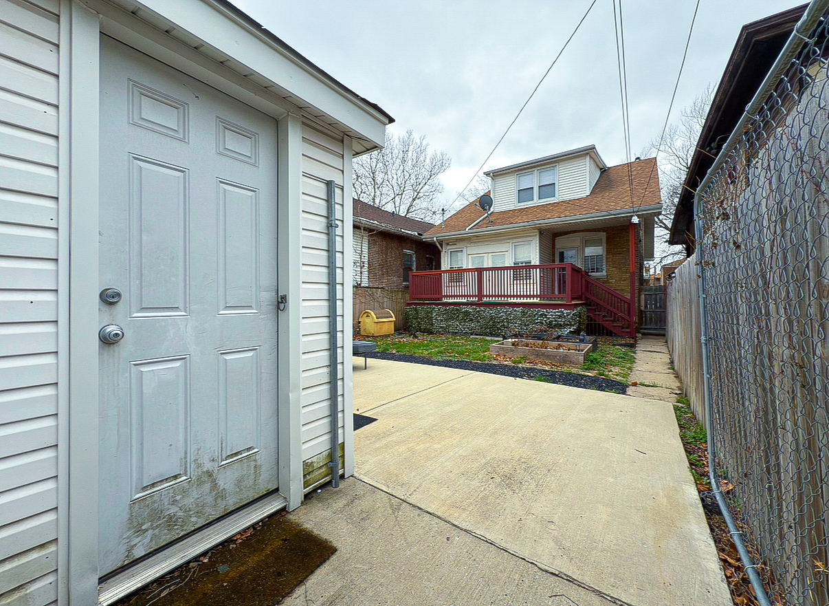 8225 South Rhodes Avenue Chicago, IL 60619 - Photo 13 of 13 Gallery Image 13