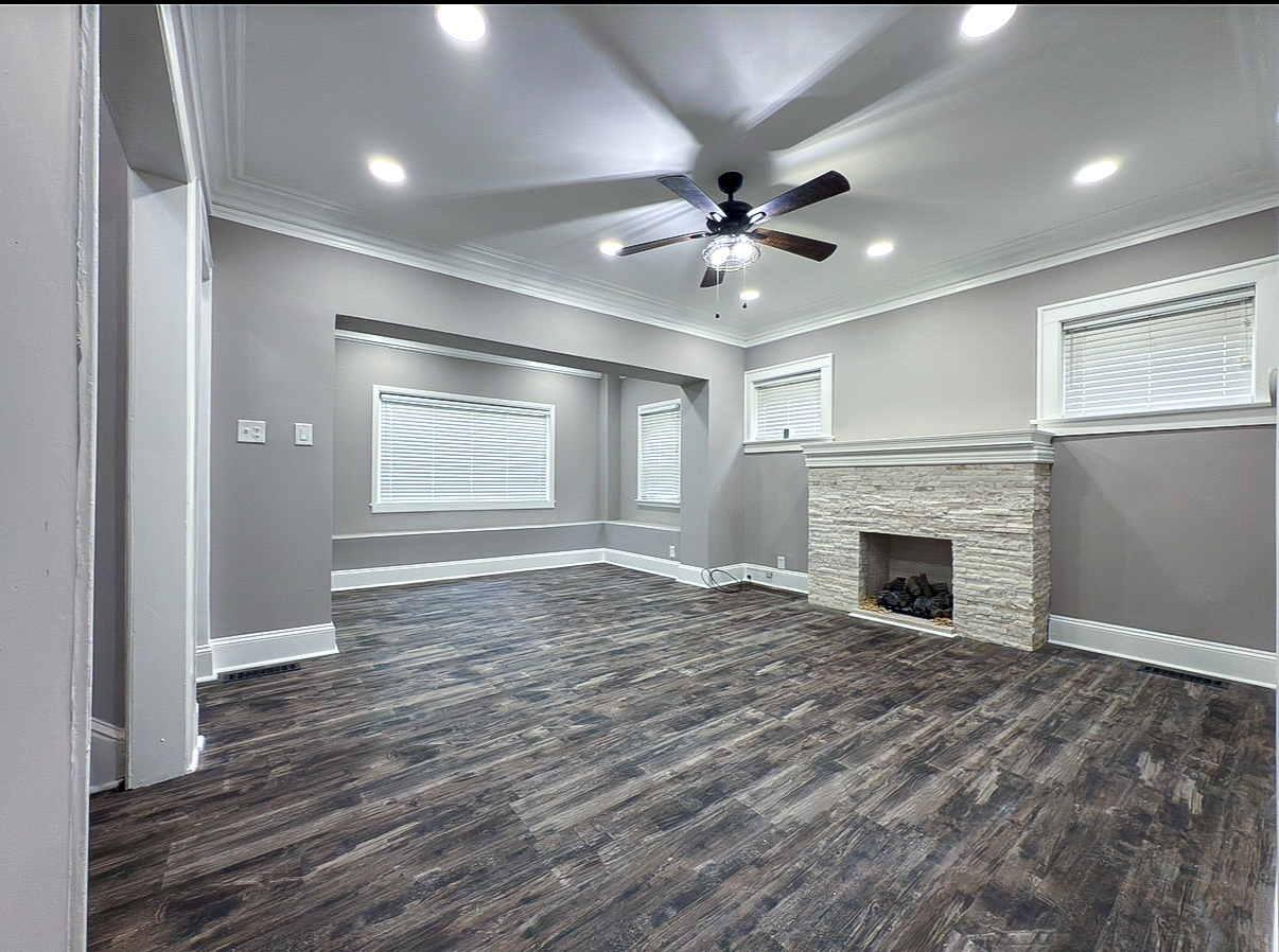 8225 South Rhodes Avenue Chicago, IL 60619 - Photo 2 of 13 Gallery Image 2