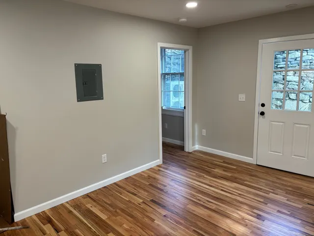 $1,550 | 23 Main Street, East Haddam, CT 06423