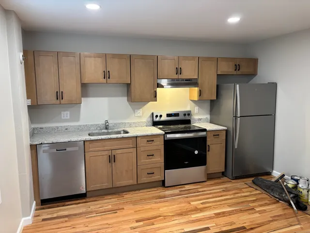 $1,550 | 23 Main Street, East Haddam, CT 06423