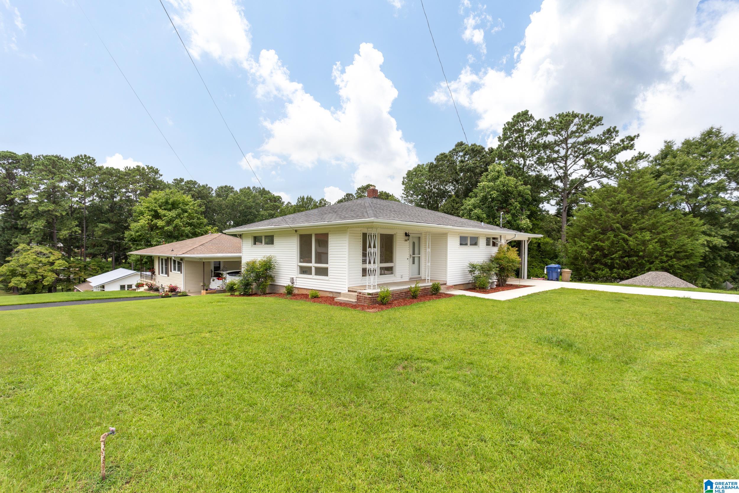 200 Saunders Avenue Anniston, AL 36201 - Photo 2 of 27