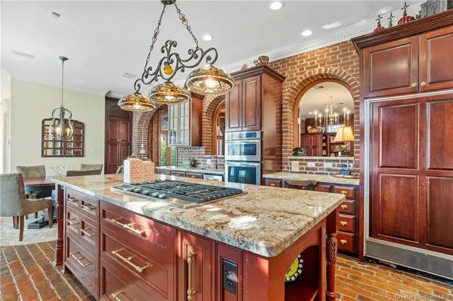 $1,050,000 | 1301 Charlestown Lane, Lake Charles, LA 70605