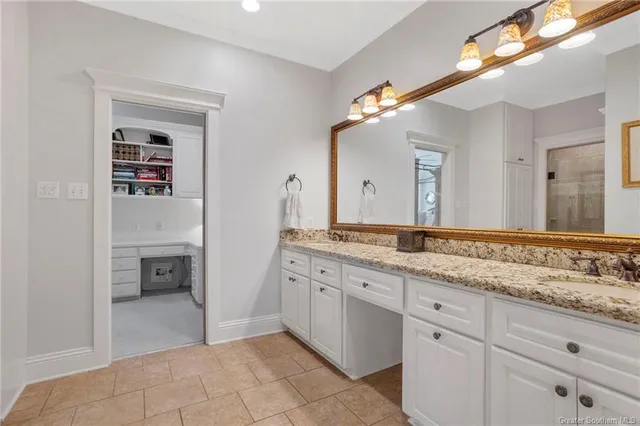 $1,050,000 | 1301 Charlestown Lane, Lake Charles, LA 70605