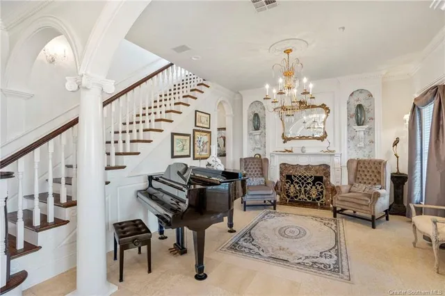 $1,050,000 | 1301 Charlestown Lane, Lake Charles, LA 70605