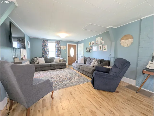 $420,000 | 460 7th Street, Imbler, OR 97841