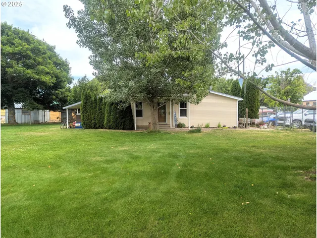 $420,000 | 460 7th Street, Imbler, OR 97841