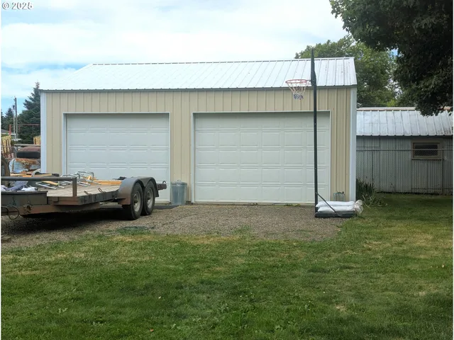 $420,000 | 460 7th Street, Imbler, OR 97841