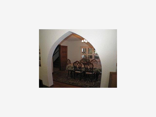 209 Stanley Road Burlingame, CA 94010 - Photo 4 of 9 Gallery Image 4
