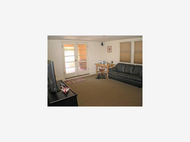 209 Stanley Road Burlingame, CA 94010 - Photo 8 of 9 Gallery Image 8